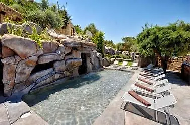 Sarpedor Boutique And 博德鲁姆