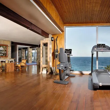 Sarpedor Boutique And 博德鲁姆