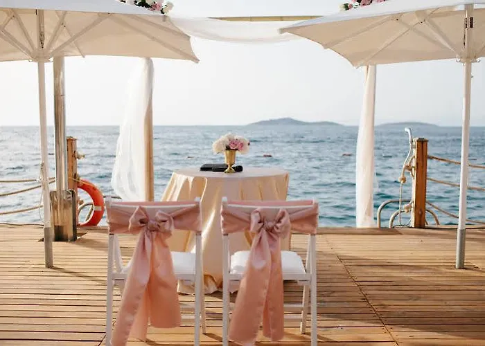 Sarpedor Boutique And 4* Bodrum