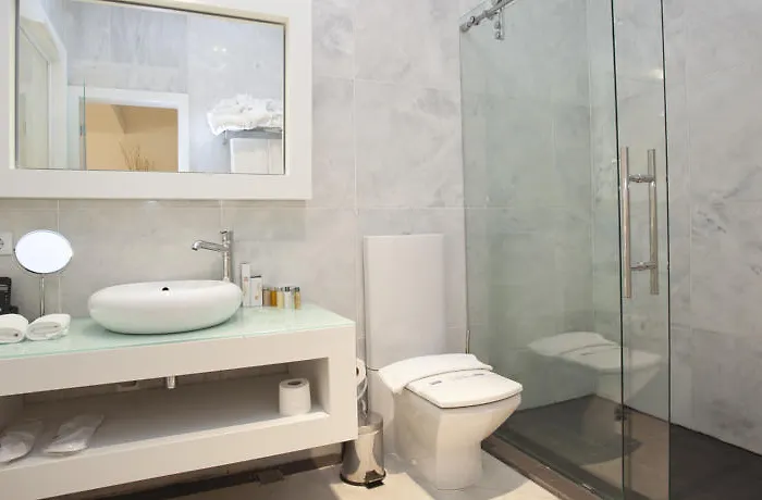 Sarpedor Boutique And Bodrum