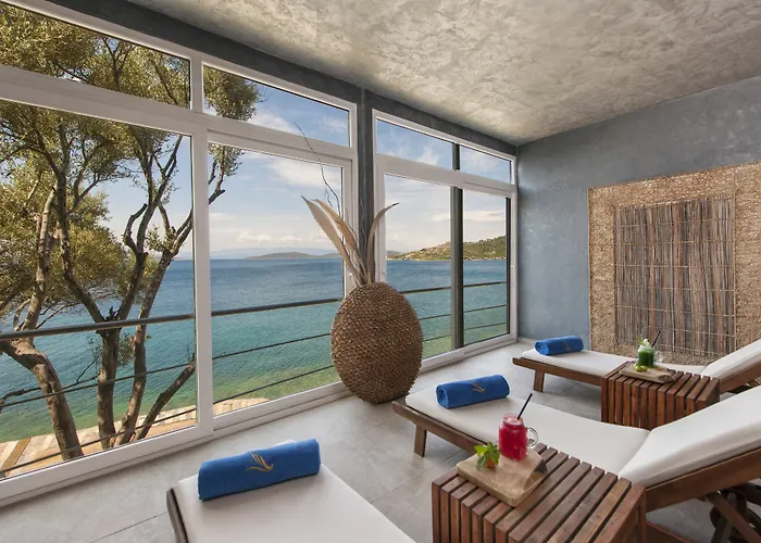 Sarpedor Boutique And 4*