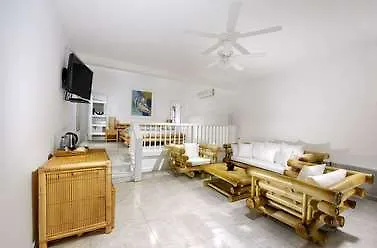 Sarpedor Boutique And מלון 4*